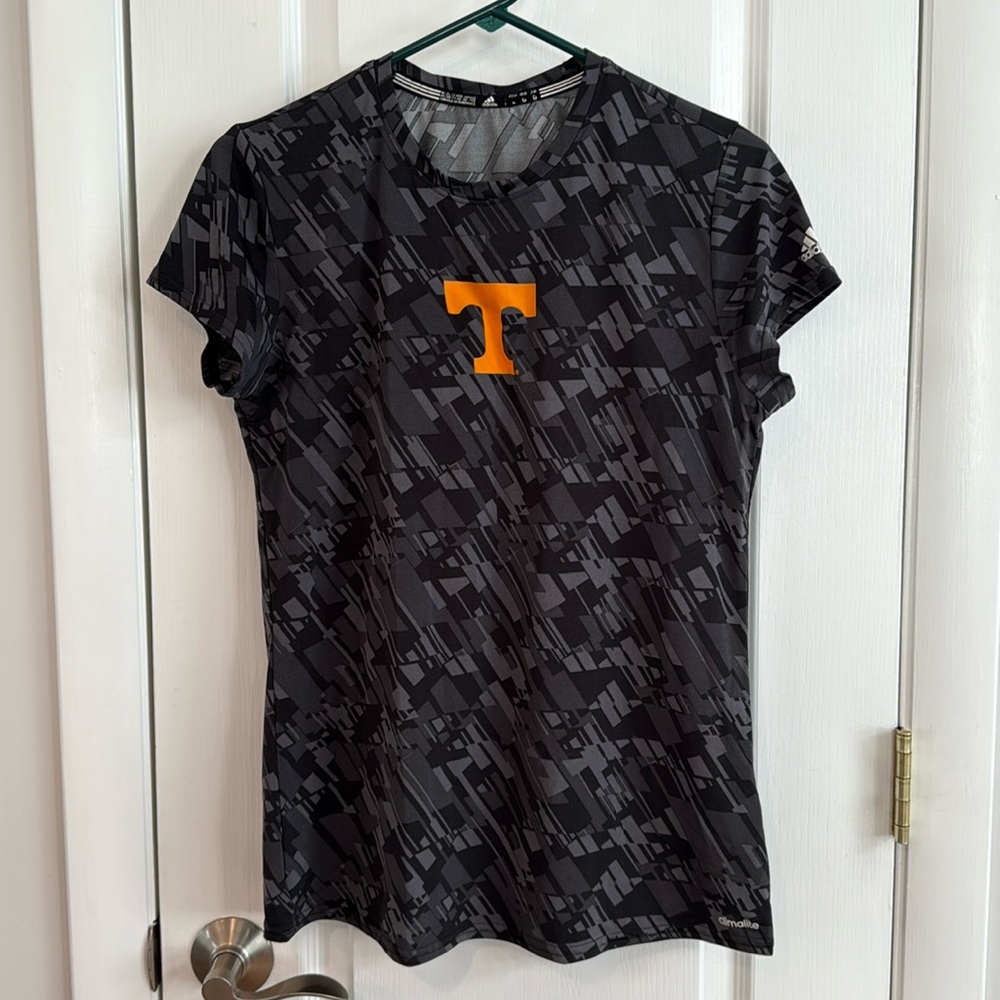 Womens Tennessee Volunteers athletic top